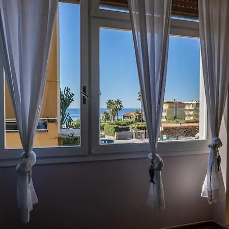 Finestra Sul Mare - 1 Min Sea - Apartment *