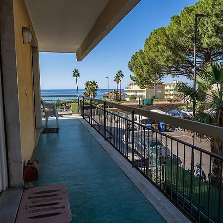 Finestra Sul Mare - 1 Min Sea - Apartment Sanremo